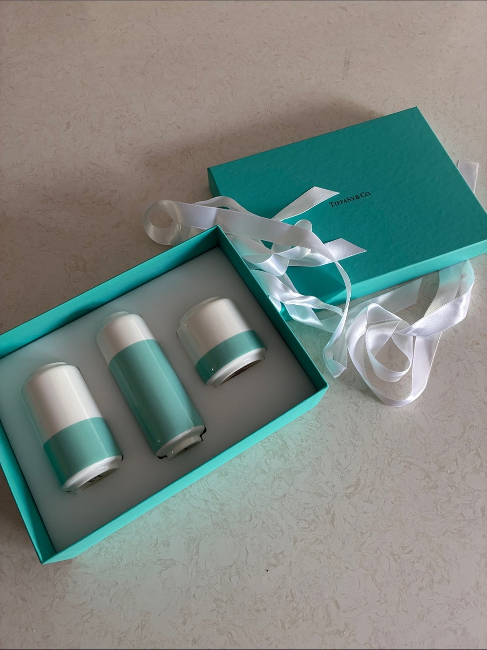 Tiffany & Co. bud vase bone china Trio in Signature Blue and White in box